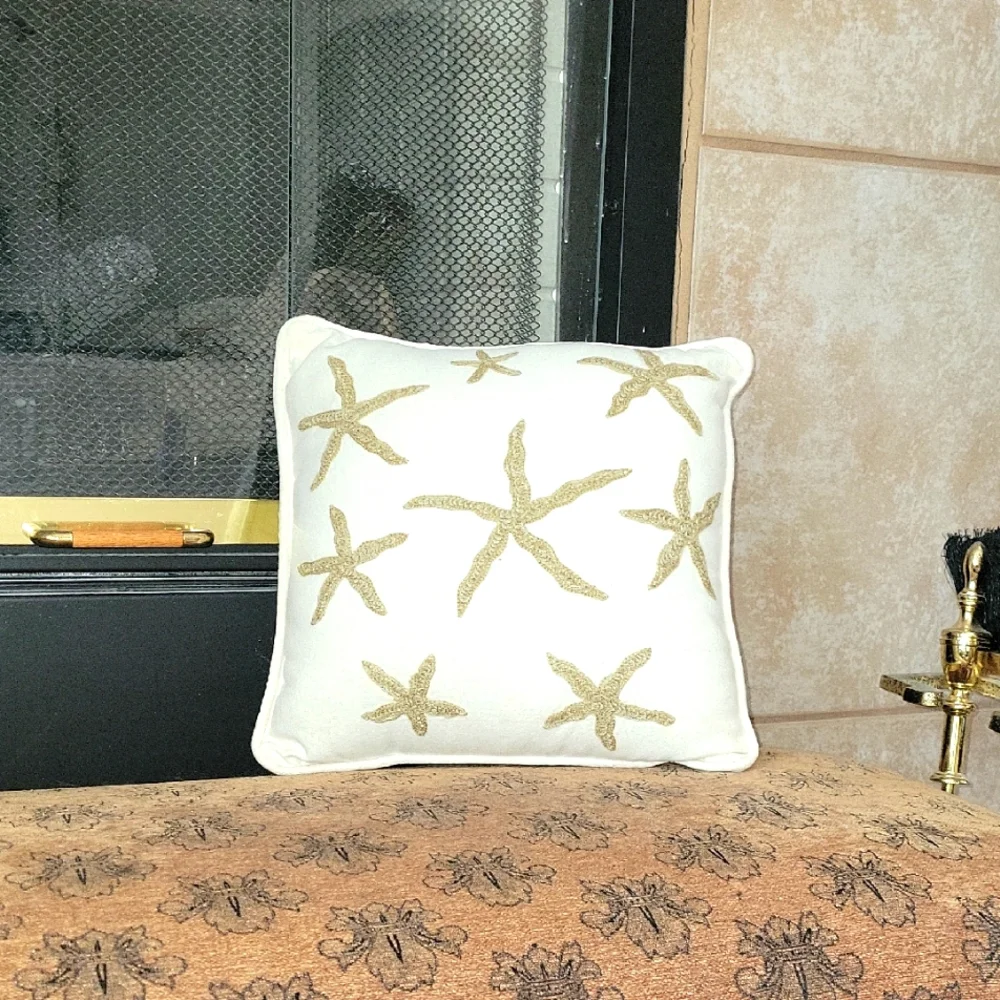 Pottery Barn 12x12 Sea Life Accent Pillow, VGUC